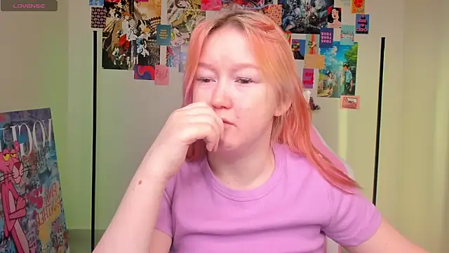 Sara Robinson online show from 03/07/25, 03:08