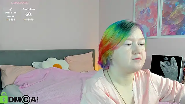 Sara Robinson online show from 11/26/25, 02:45