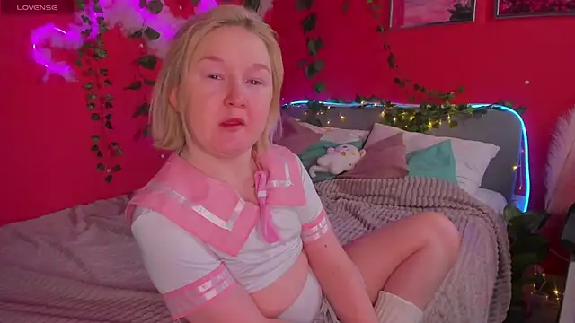 Sara Robinson online show from 03/09/26, 02:59