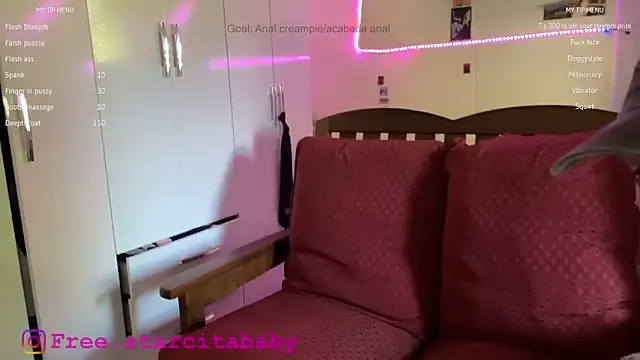 Snapshot of Seebohm1111 chatting on 10/18/25, 02:40 Seebohm1111 online show from 10/18/25, 02:40