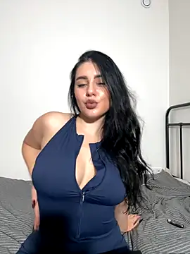 Snapshot of Evelyn___Sweet chatting on 10/30/25, 08:20 Evelyn Sweet online show from 10/30/25, 08:20