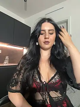Snapshot of Evelyn___Sweet chatting on 07/30/26, 07:35 Evelyn Sweet online show from 07/30/26, 07:35
