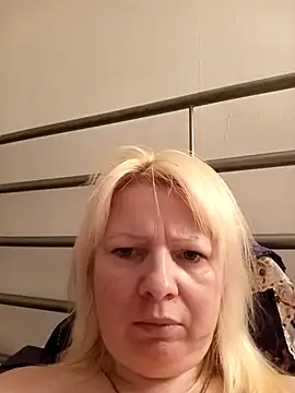 Lauri scherri online show from 04/19/26, 11:51