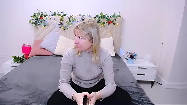 Incredible Ariela online show from 10/31/25, 11:11