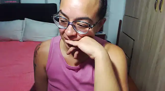 Snapshot of miia-big1boobs_ chatting on 12/12/24, 11:14 miia-big1boobs online show from 12/12/24, 11:14