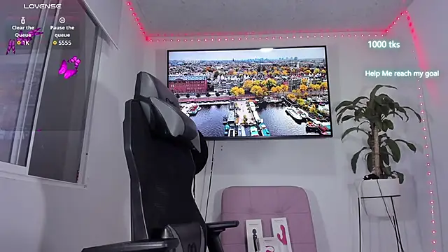 emily palmeer online show from 12/22/25, 11:18