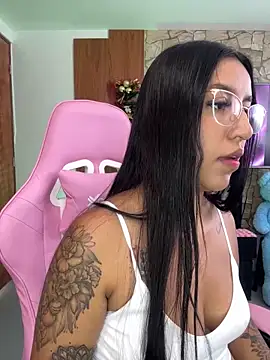 Tamara Roberts1 online show from 01/08/25, 03:28