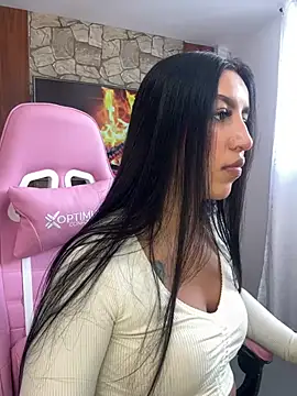 Tamara Roberts1 online show from 01/15/25, 09:20