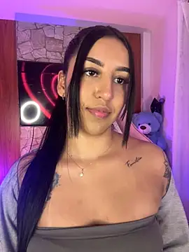 Tamara Roberts1 online show from 11/20/25, 03:18