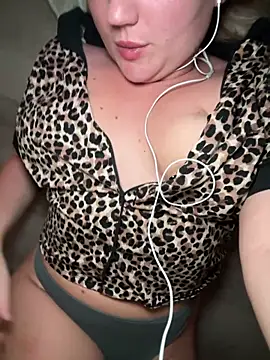 scarletseduction  online show from 05/26/26, 12:17