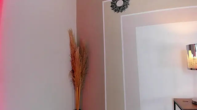 valeriavibes online show from 12/04/24, 10:19