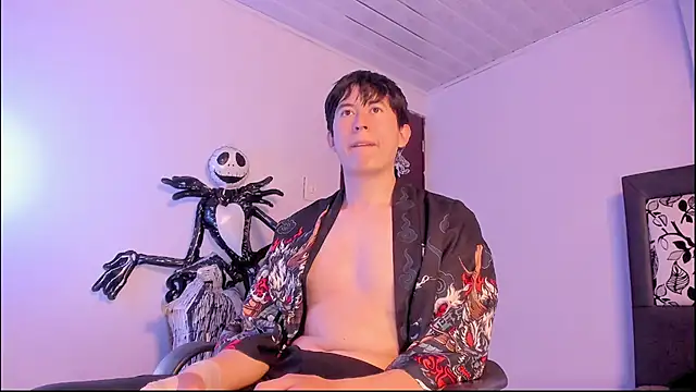 Snapshot of setsuna10 chatting on 11/06/25, 12:44 setsuna10 online show from 11/06/25, 12:44