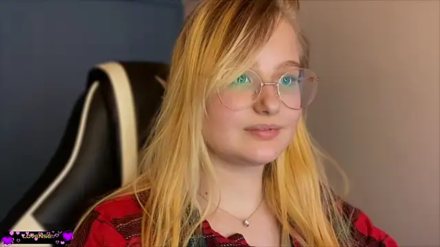 JacyWinslat online show from 02/21/25, 09:32