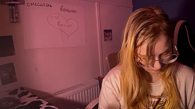 JacyWinslat online show from 03/09/25, 06:11