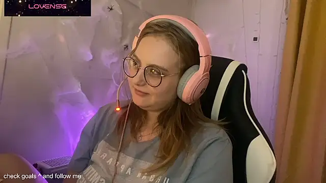 JacyWinslat online show from 10/30/25, 05:46