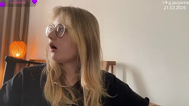 JacyWinslat online show from 03/21/26, 12:26