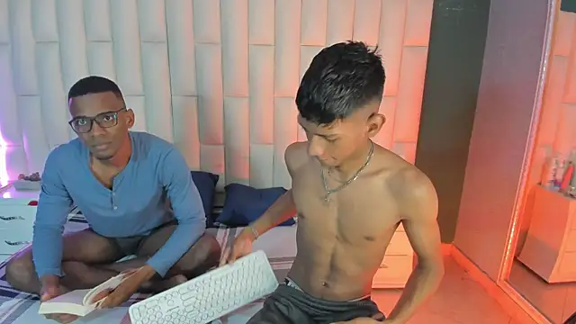 Snapshot of Nick_Collins18 chatting on 02/10/25, 03:13 Nick Collins18 online show from 02/10/25, 03:13