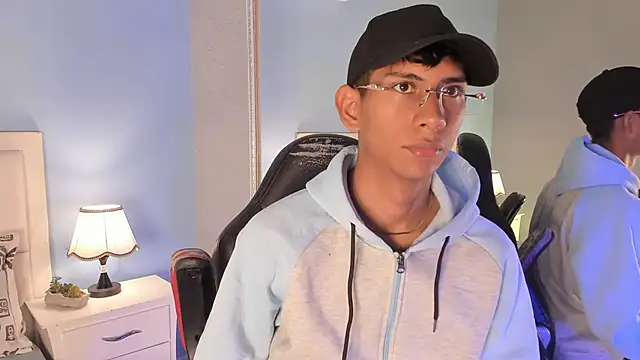 Snapshot of Nick_Collins18 chatting on 10/21/25, 07:14 Nick Collins18 online show from 10/21/25, 07:14