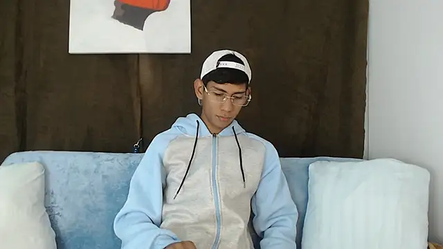 Snapshot of Nick_Collins18 chatting on 11/06/25, 08:21 Nick Collins18 online show from 11/06/25, 08:21