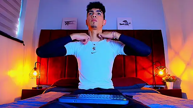 NeoRaptis online show from 09/22/25, 08:22