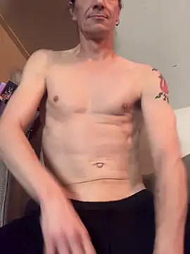 Snapshot of Sunking13cm chatting on 03/13/25, 02:01 Sunking13cm online show from 03/13/25, 02:01