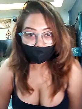 Cute-mona online show from 02/18/26, 10:33