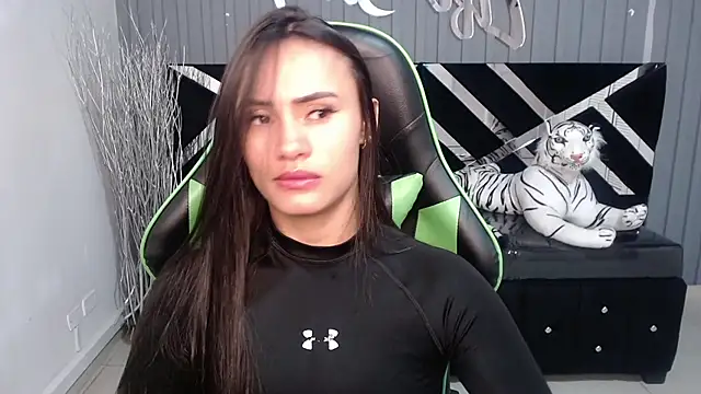 Snapshot of allison_a1 chatting on 02/01/25, 03:30 allison a1 online show from 02/01/25, 03:30