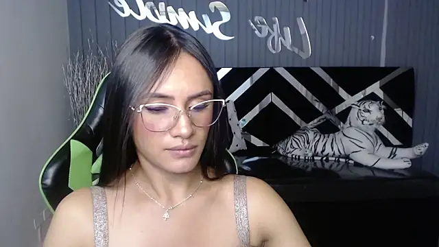 Snapshot of allison_a1 chatting on 02/26/25, 09:42 allison a1 online show from 02/26/25, 09:42