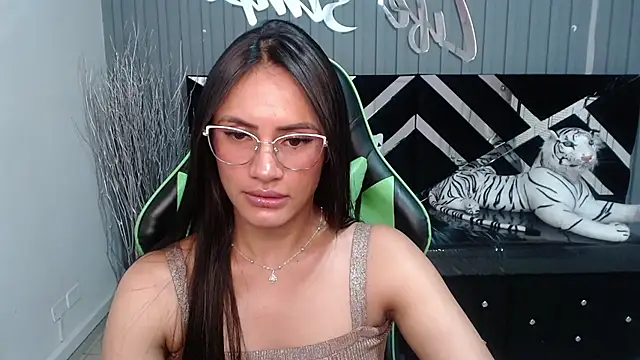 Snapshot of allison_a1 chatting on 03/15/25, 04:02 allison a1 online show from 03/15/25, 04:02