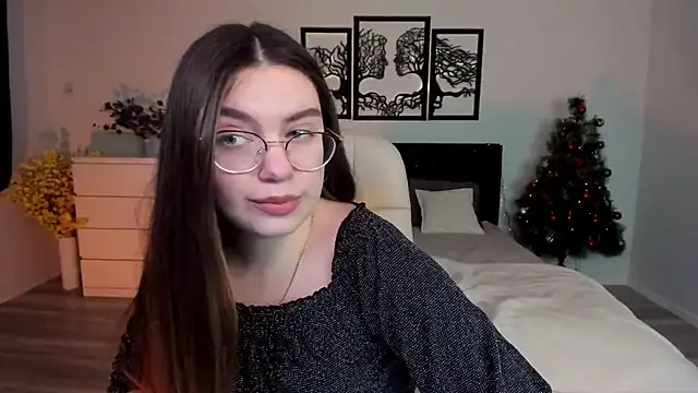 DaniellaLovely online show from 12/22/24, 02:27