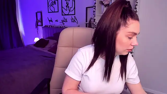 DaniellaLovely online show from 03/13/25, 10:57