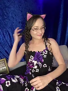 Cutebitchxh online show from 04/28/26, 05:23