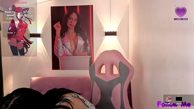 vittorialombardi   online show from 09/21/25, 08:16