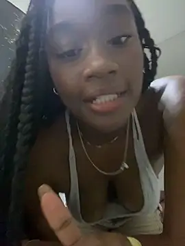 Snapshot of EscorpiLeoncita chatting on 02/05/26, 04:50 EscorpiLeoncita online show from 02/05/26, 04:50