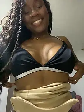 EscorpiLeoncita online show from 04/11/26, 03:33