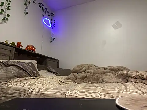 Kittyymaze1 online show from 09/25/25, 12:09