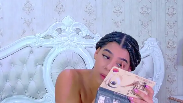 TiaraRosse online show from 09/12/25, 11:54