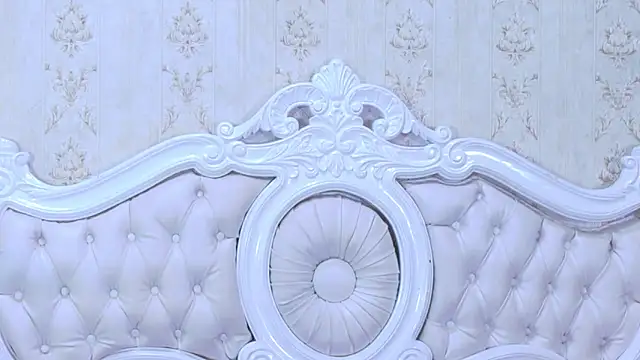 TiaraRosse online show from 11/22/25, 01:32