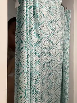 Cafeziitha02 online show from 01/11/26, 04:12