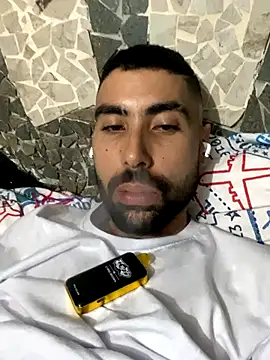 Snapshot of macg96 chatting on 11/16/25, 06:41 macg96 online show from 11/16/25, 06:41