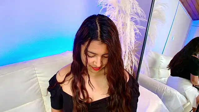 Rebeca Williams  online show from 02/21/25, 09:00