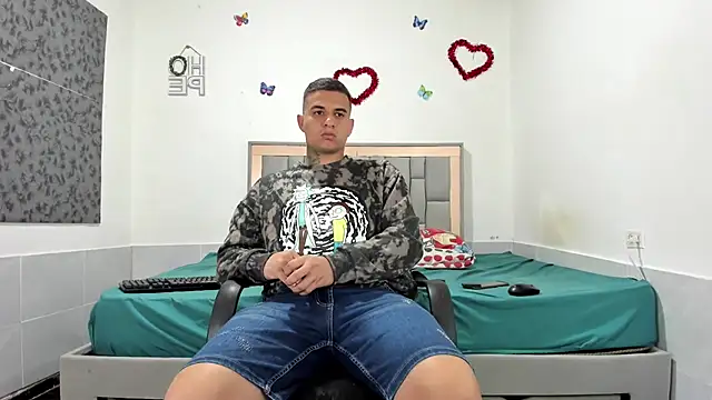 simookeler online show from 11/19/25, 12:10