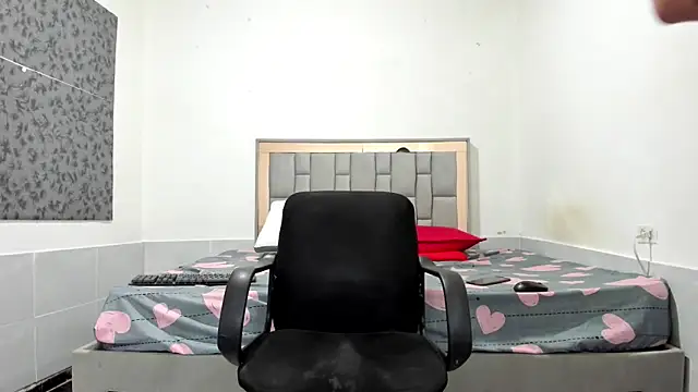 simookeler online show from 12/05/25, 11:08