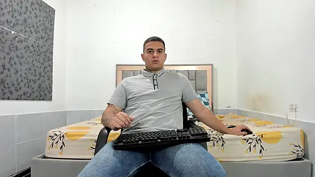 simookeler online show from 02/03/26, 01:26