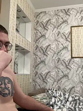 LushLuna online show from 01/16/25, 03:46