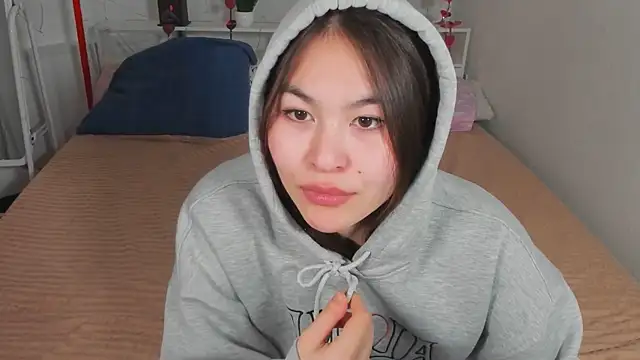 Jennifer murr online show from 03/15/25, 04:32