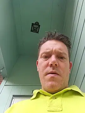 Bigtater1999 online show from 04/04/26, 08:28