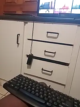 Lee195CA online show from 03/11/26, 03:56