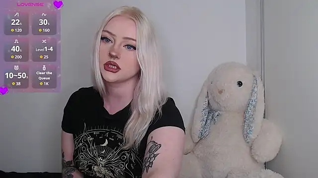 chloe levine online show from 09/20/25, 01:28