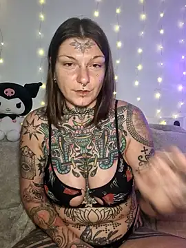 lizzardqueeen online show from 02/07/26, 11:41